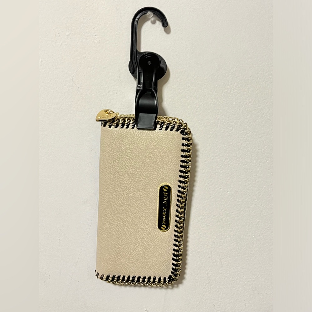 Betsy Johnson Dual Colour Wallet